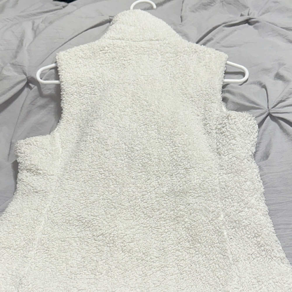 Patagonia Off-White Sherpa Vest - Picture 3 of 6